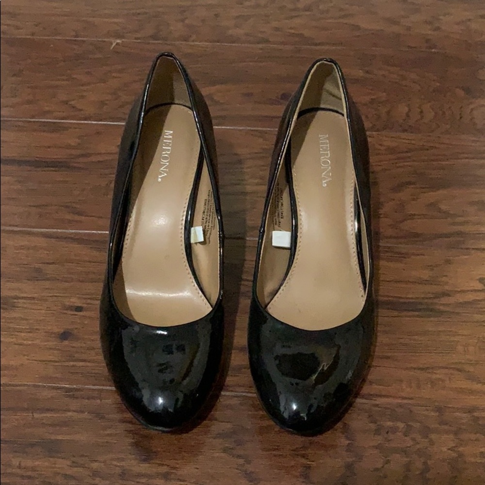 Black heels